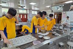 LINE_ALBUM_9／4技藝班食品職群_251104_31