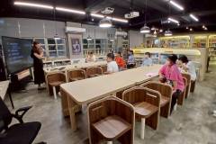 LINE_ALBUM_1140925七年級技職教育宣導_250930_21