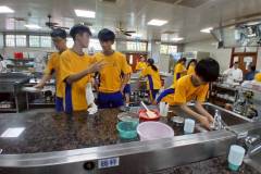 LINE_ALBUM_1141016技藝班食品職群_251104_3